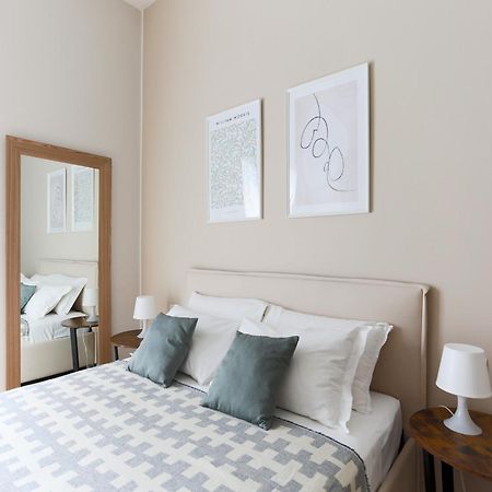The Best Rent - One-Bedroom Apartment In Moscova Milan Luaran gambar