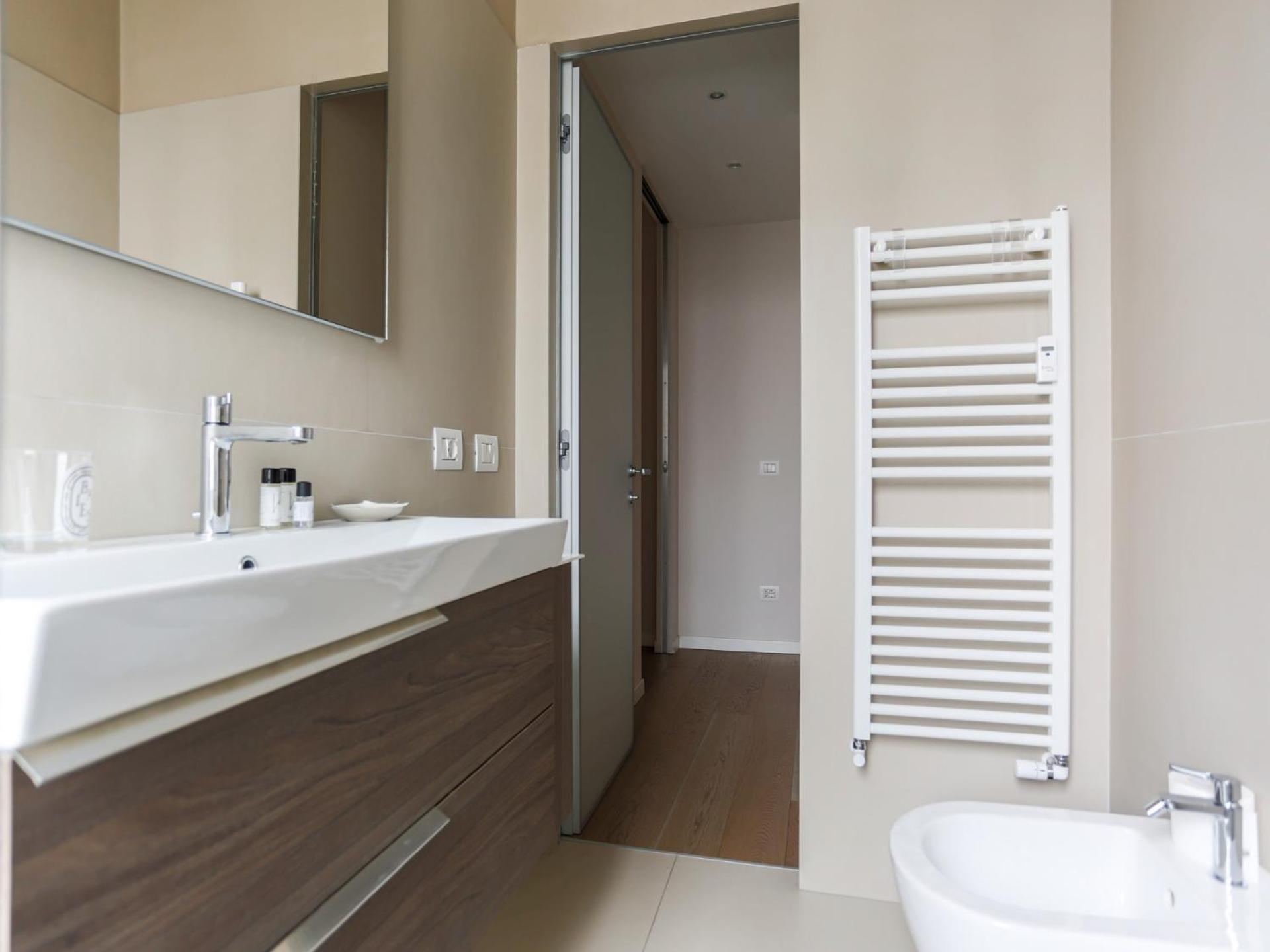 The Best Rent - One-Bedroom Apartment In Moscova Milan Luaran gambar