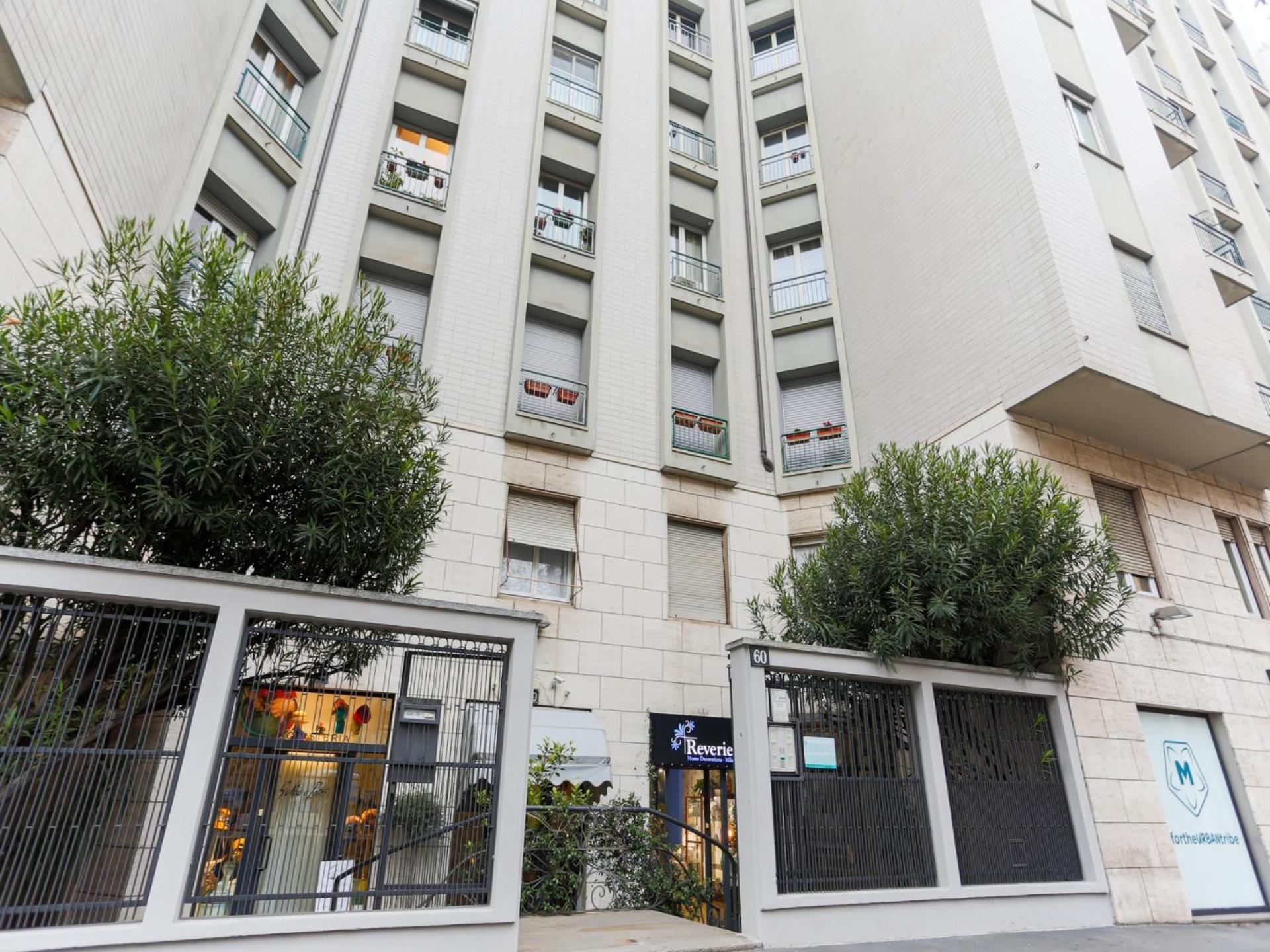 The Best Rent - One-Bedroom Apartment In Moscova Milan Luaran gambar